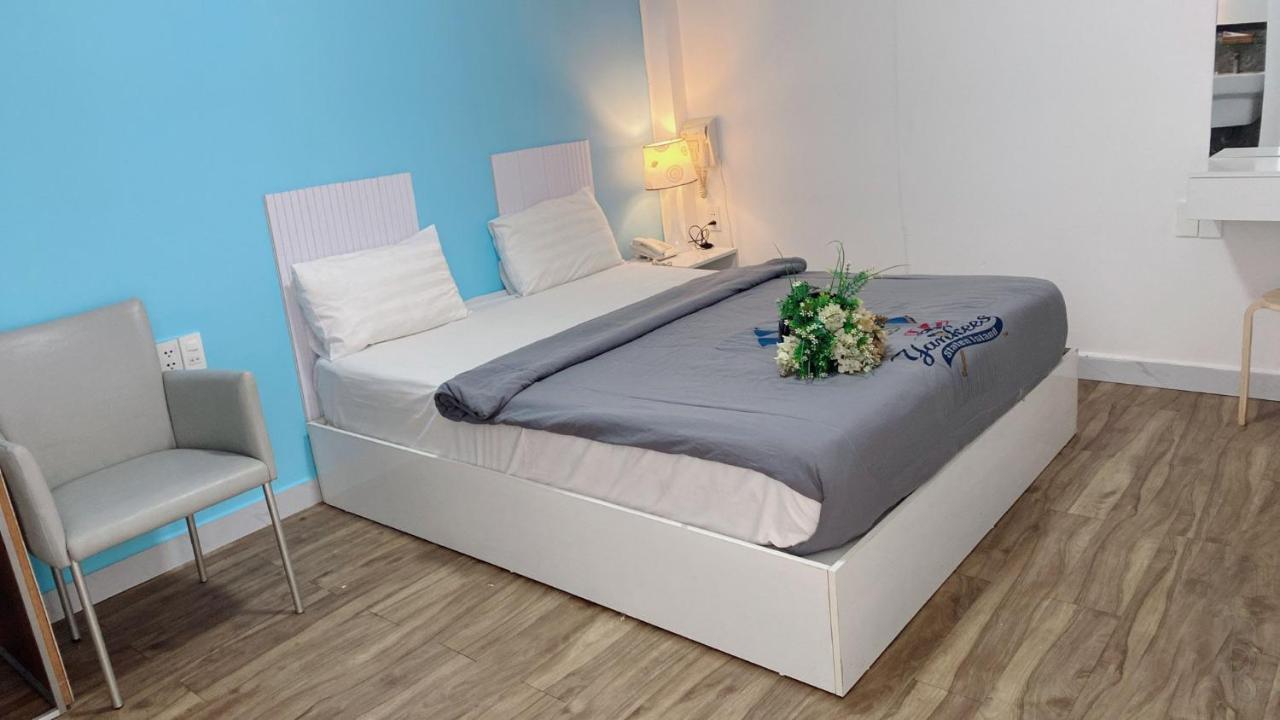Khách sạn Nouveau Happy - Bến Thành 2*